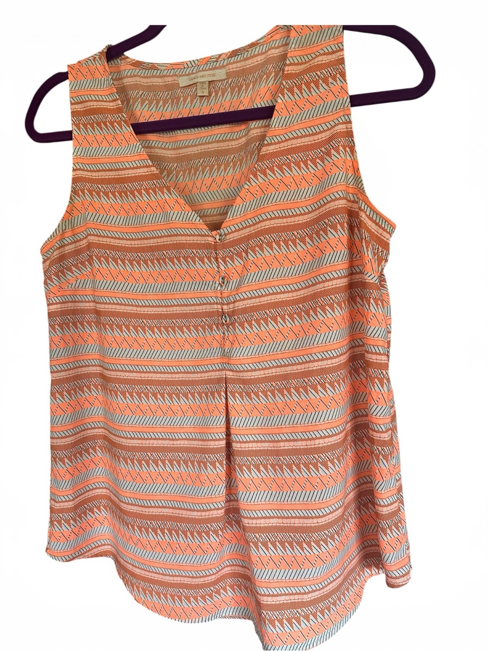 Skies Are Blue Coral & Cream Sleeveless V-Neck Printed Blouse
